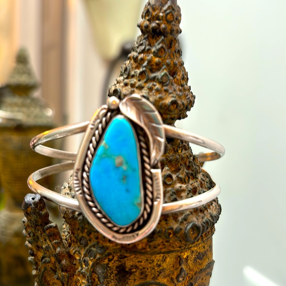 Vintage turquoise cuff